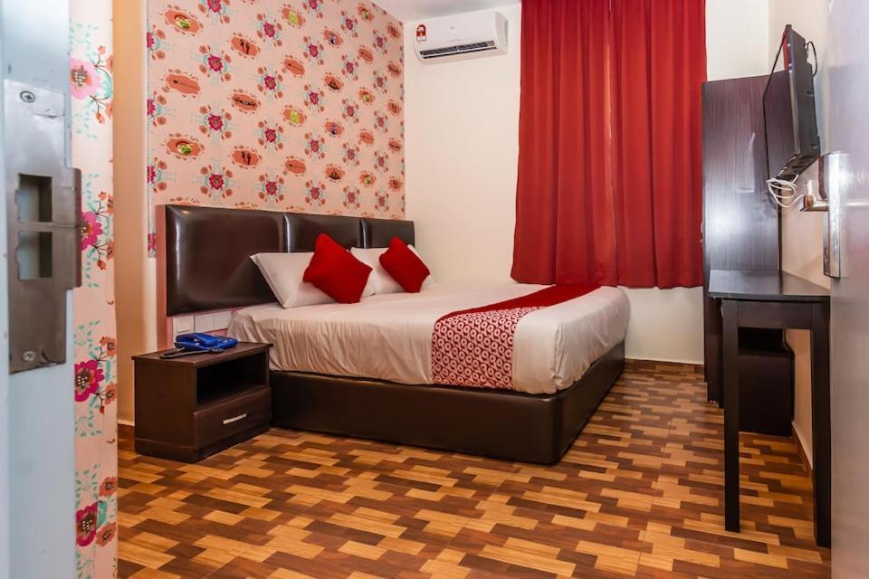 Gold City Hotel Malacca Extérieur photo